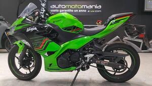 Kawasaki Ninja 400 (2023) 