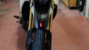 Aprilia Dorsoduro 750 (2009 - 14)  (6)