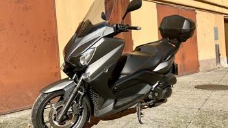 Yamaha X-Max 250 Iron Max ABS (2016) usata