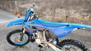 Yamaha YZ 250 (2024)  (7)