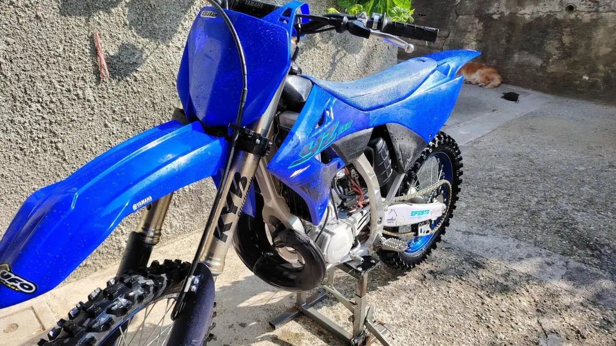 Yamaha YZ 250 (2024)  (9)