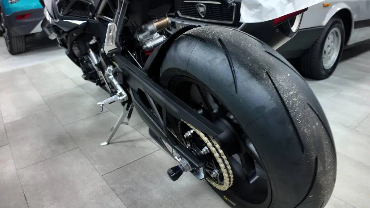 Bmw S 1000 RR (2025 - 27)  (5)