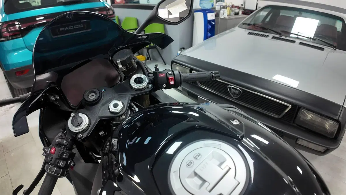 Bmw S 1000 RR (2025 - 27)  (7)