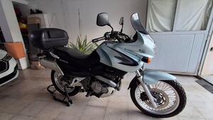 Suzuki XF 650 Freewind (1997 - 03) 