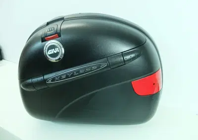 Valigia Laterale sinistra GIVI E41 Monokey Keyless - Annuncio 9907391