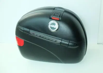 Valigia Laterale destra GIVI Monokey Keyless comb - Annuncio 9907392