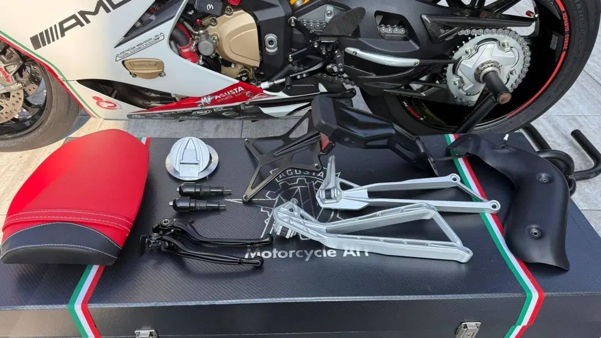 MV Agusta F4 1000 RC ABS (2015 - 17)  (10)