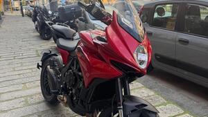 MV Agusta Turismo Veloce 800 Rosso (2021 - 23) 