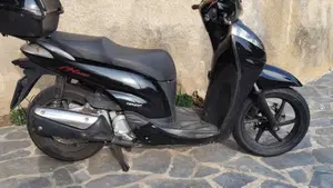 Honda SH 300 i (2006 - 10)  (4)