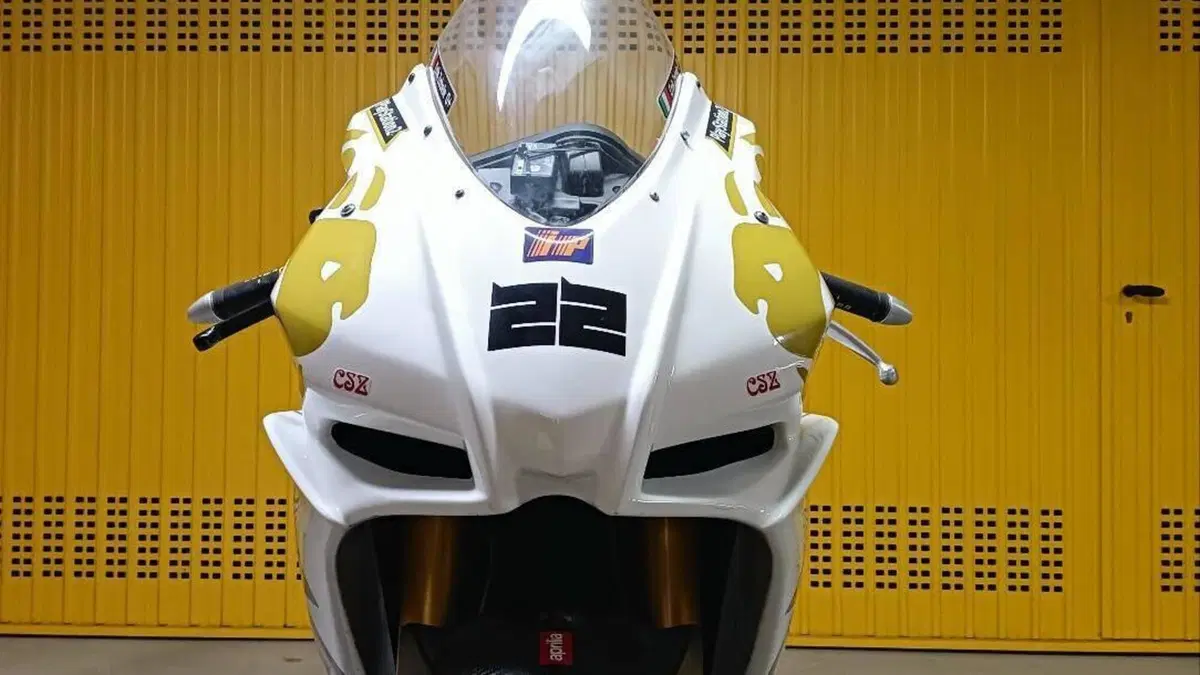 Aprilia RSV4 Factory APRC ABS (2011 - 15)  (3)
