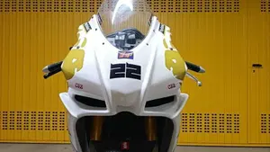 Aprilia RSV4 Factory APRC ABS (2011 - 15)  (3)