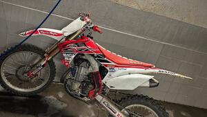 Honda CRF 450 R (2013) 
