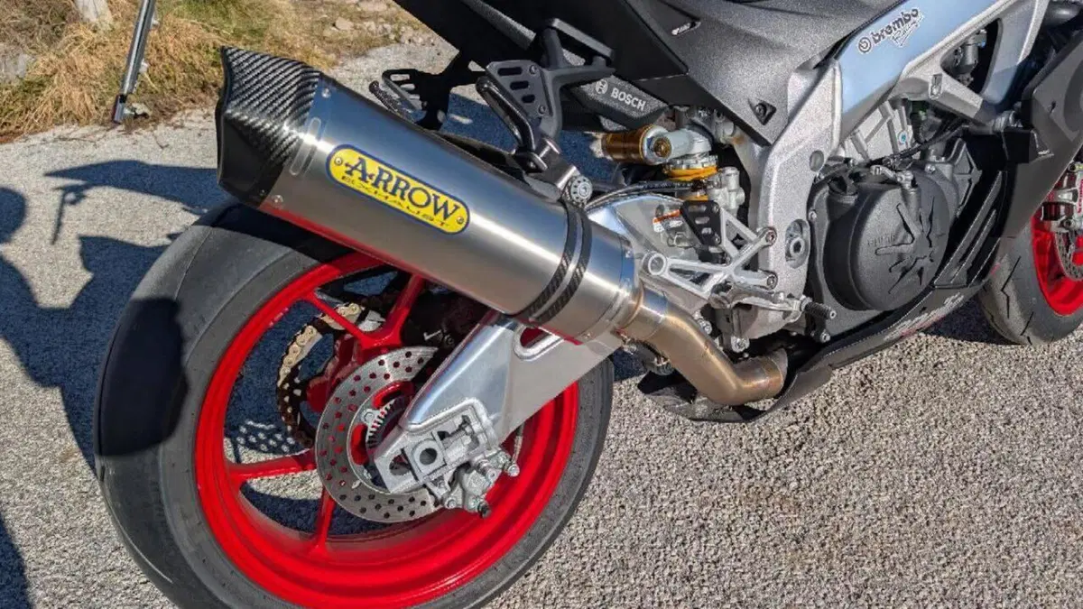 Aprilia RSV4 RR (2019 - 20)  (2)