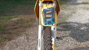 Suzuki   (3)
