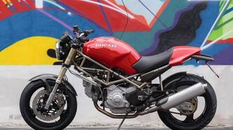 Ducati Monster 900 epoca