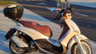 Piaggio Beverly 300 i.e. ABS-ASR (2016 - 20) usata