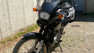 Honda NX 650 Dominator (1996 - 02)  (4)