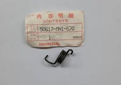 50617MN1670 MOLLA DI RITORNO POGGIAPIEDE XR600 Honda - Annuncio 9908154