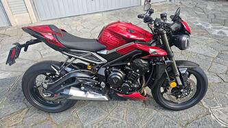Triumph Street Triple 765 RS (2023 - 25) usata