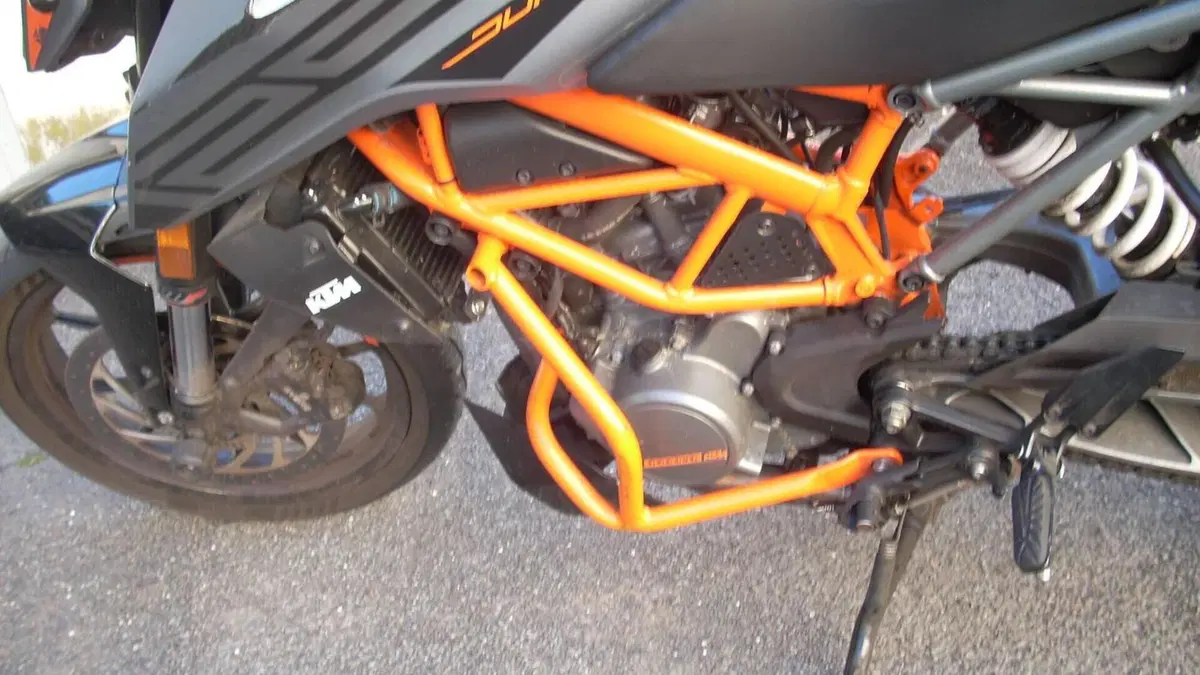 KTM 125 Duke (2021 - 23)  (5)