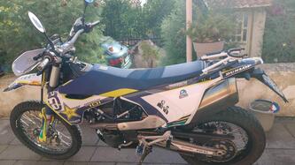 Husqvarna 701 Enduro (2021) usata