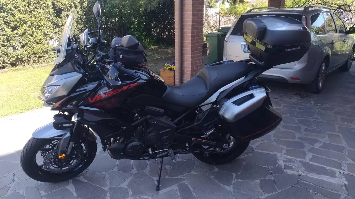 Kawasaki Versys 650 Grand Tourer (2021)  (3)