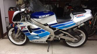 Suzuki RGV 250 epoca