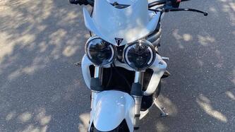 Triumph Speed Triple 955 (2002 - 04) usata