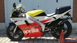 Aprilia   (2)