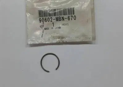 90602MBN670 FERMO PISTONE FOURTRAX 680 RINCON Honda - Annuncio 9908830
