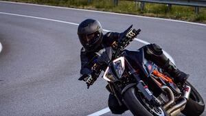 KTM 1290 Super Duke R (2022 - 23) 