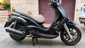 Piaggio Beverly 400 i.e. (2006 - 10)  (2)
