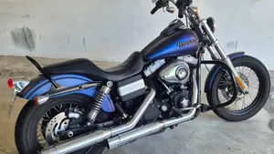 Harley-Davidson 1584 Street Bob (2008 - 15) - FXDB  (2)