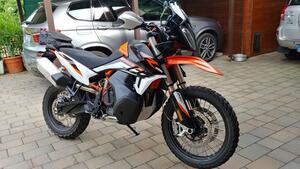 KTM 890 Adventure R (2021) 