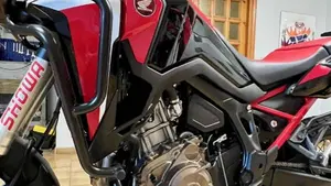 Honda Africa Twin CRF 1100L Urban (2020 - 21)  (6)