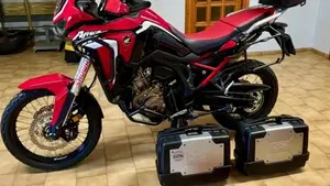 Honda Africa Twin CRF 1100L Urban (2020 - 21)  (7)