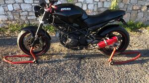 Ducati Monster 620 I.E. Dark (2002) 