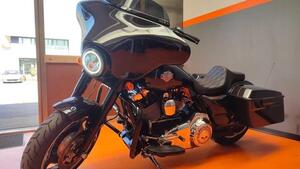 Harley-Davidson 1690 Street Glide (2011 - 13) - FLHX 
