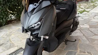 Yamaha X-Max 400 Tech Max (2020) usata