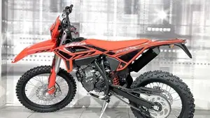 Betamotor RR 125 4T Enduro R (2024 - 26)  (2)