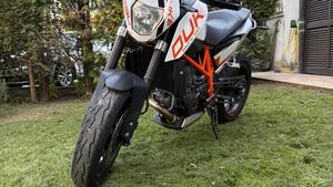KTM 690 Duke R (2010 - 15) 