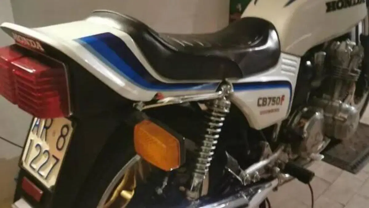 Honda   (4)