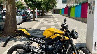 Triumph Street Triple 765 RS (2023 - 26) usata