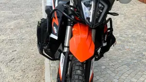 KTM 890 Adventure R (2022)  (2)