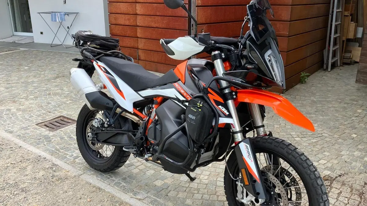 KTM 890 Adventure R (2022)  (5)