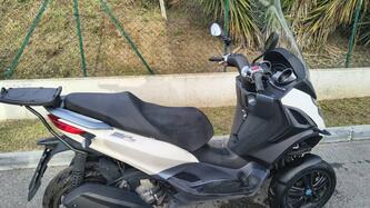Piaggio MP3 300 ABS Hpe (2021 - 24) usata