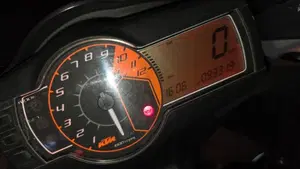 KTM 990 Supermoto T (2009 - 11)  (3)
