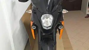 KTM 990 Supermoto T (2009 - 11)  (6)