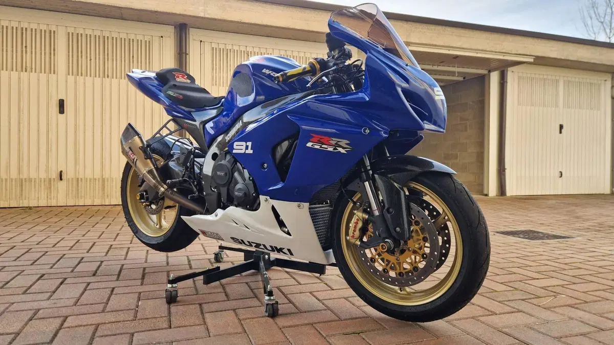 Suzuki GSX-R1000 (2012 - 15)  (3)