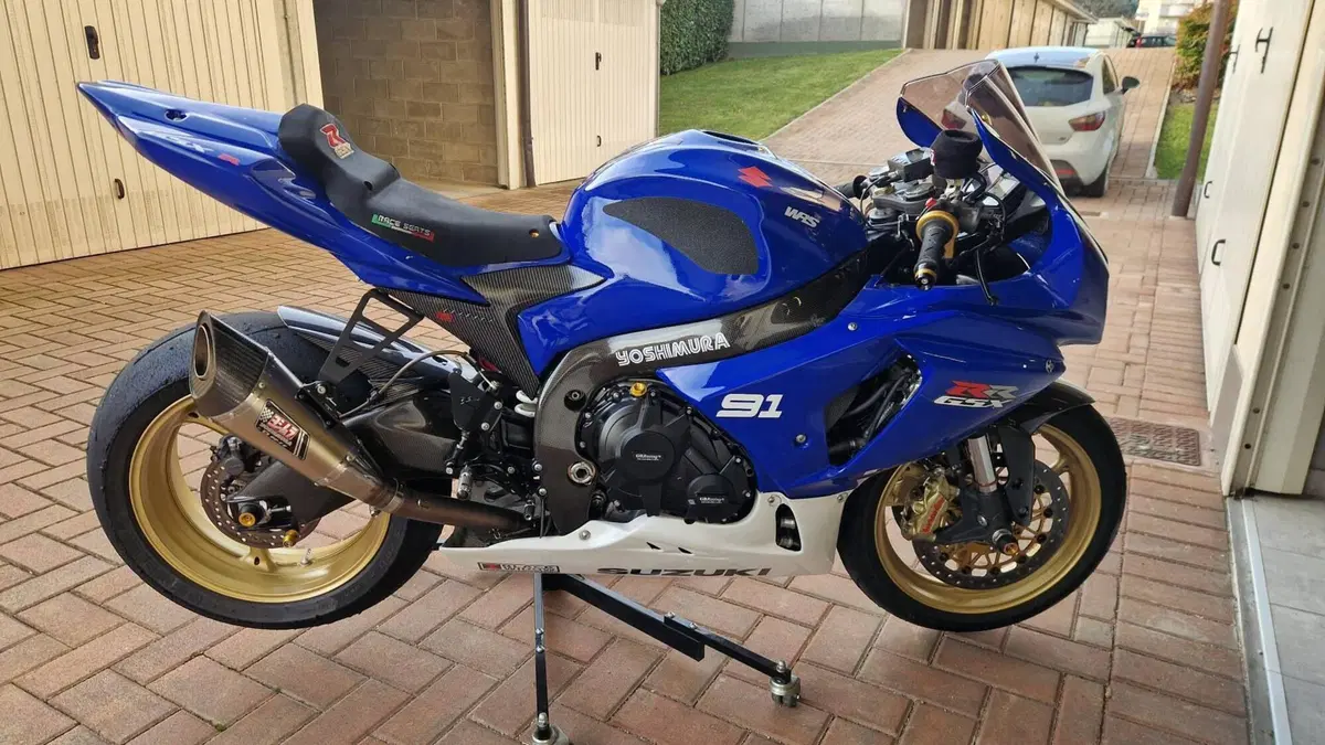 Suzuki GSX-R1000 (2012 - 15)  (10)